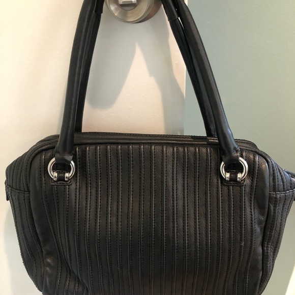 KAREN MILLEN  Leather Handbag -UK luxury designer. www.karenmillen.com - Picture 3 of 10